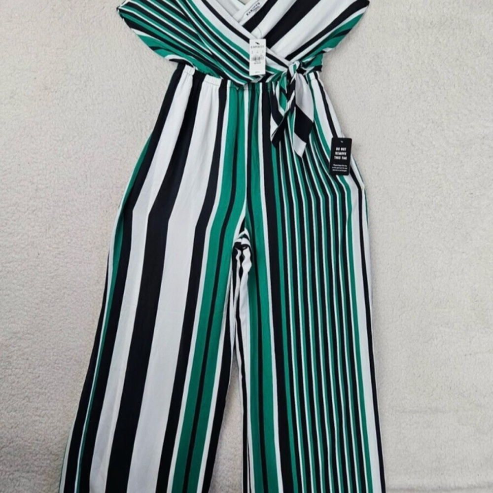 NWT Express Women's Green Multicolor Romper Sz.XS